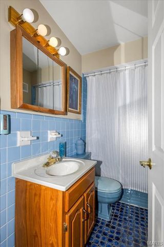 2948 Erb Road, St Louis, MO 63129