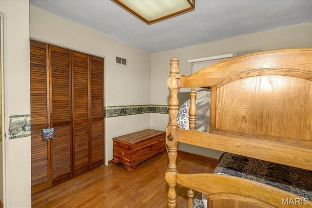 2948 Erb Road, St Louis, MO 63129