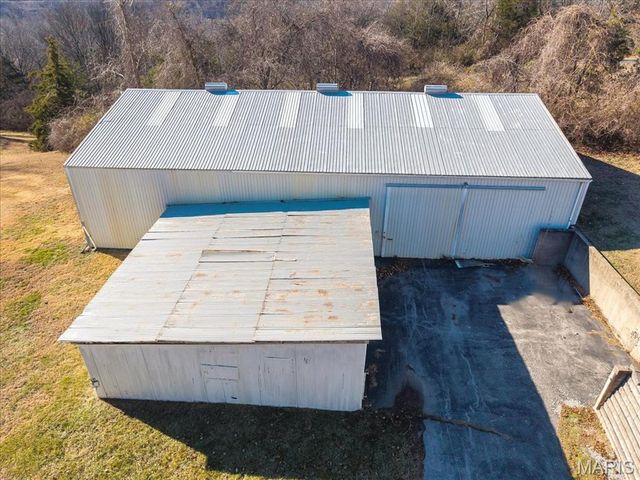 2948 Erb Road, St Louis, MO 63129