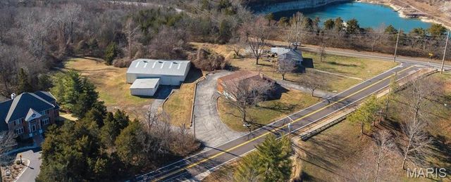 2948 Erb Road, St Louis, MO 63129