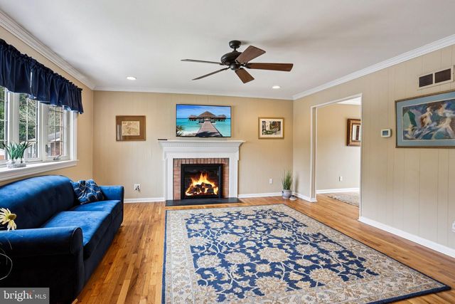 2501 CROSSGATES DR, Wilmington, DE 19808