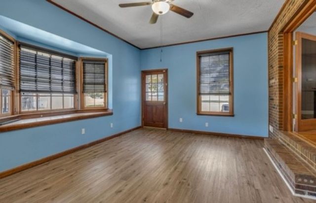 121 Old Jackson Hwy, Leoma, TN 38468