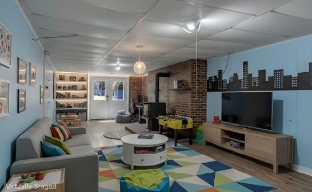 121 Old Jackson Hwy, Leoma, TN 38468