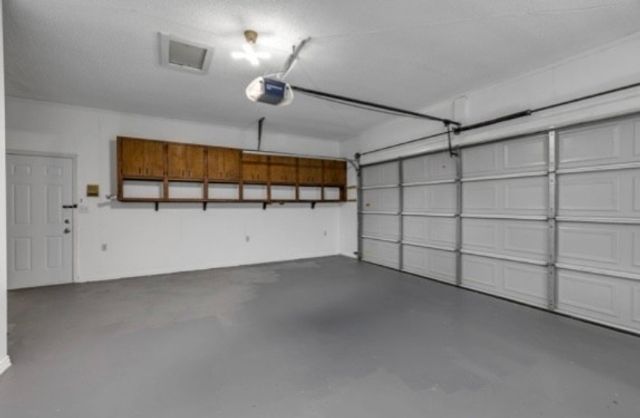 121 Old Jackson Hwy, Leoma, TN 38468