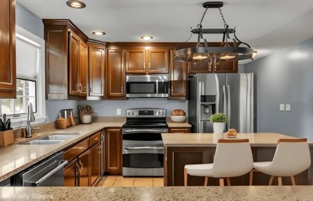 121 Old Jackson Hwy, Leoma, TN 38468