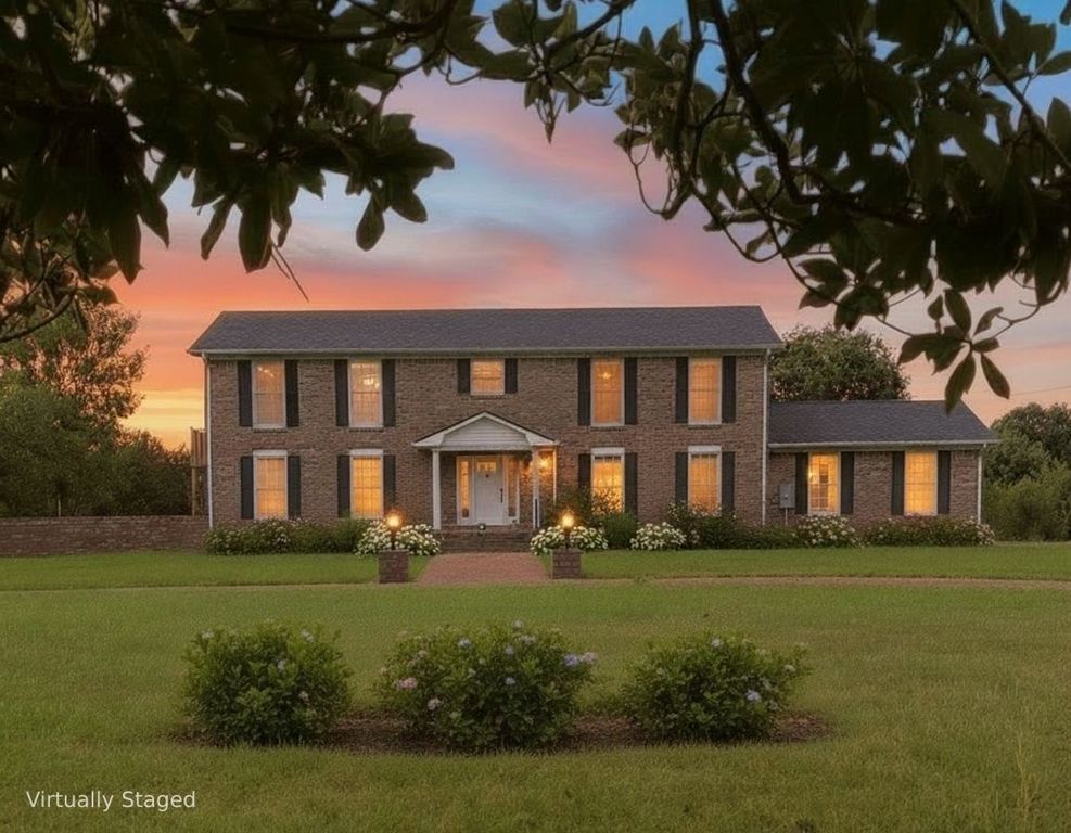 121 Old Jackson Hwy, Leoma, TN 38468