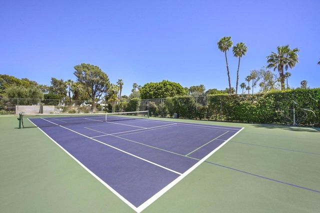 1878 E Chia Road, Palm Springs, CA 92262