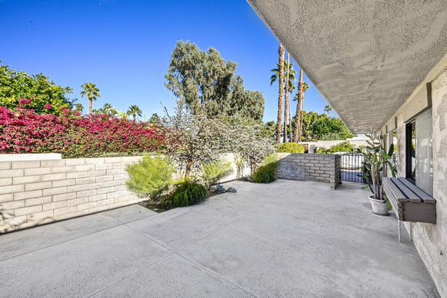 1878 E Chia Road, Palm Springs, CA 92262
