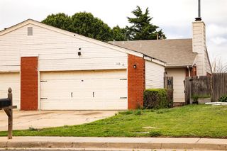 1113 Swan Lake Road, Edmond, OK 73003