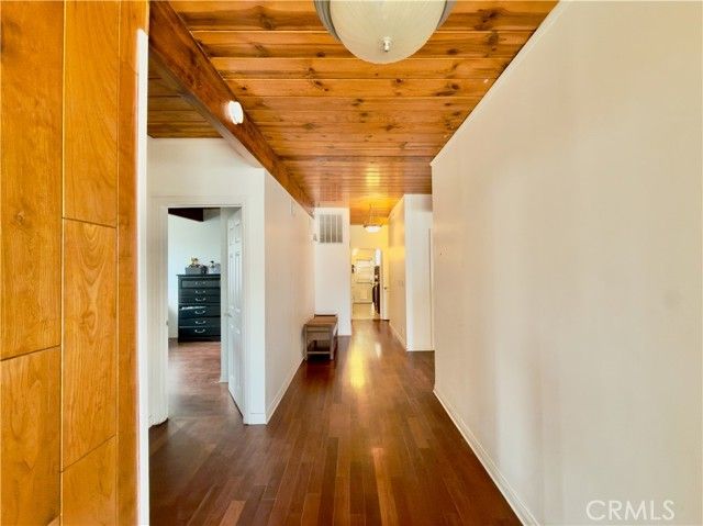 12801 Gladstone Avenue, Sylmar (los Angeles), CA 91342