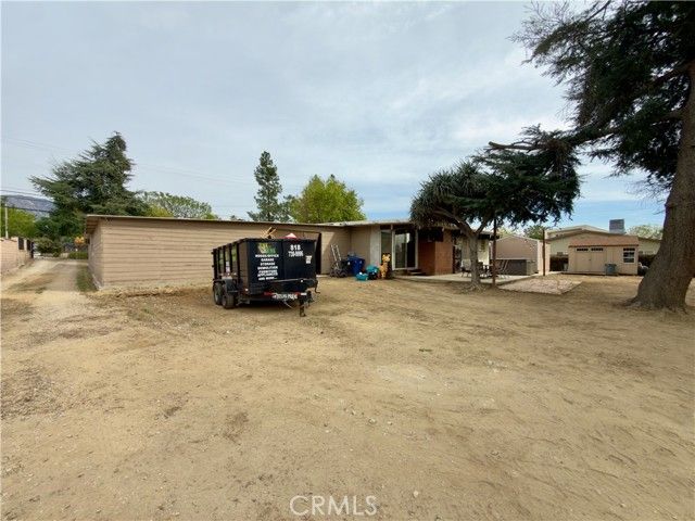 12801 Gladstone Avenue, Sylmar (los Angeles), CA 91342