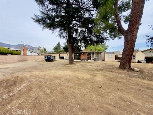 12801 Gladstone Avenue, Sylmar (los Angeles), CA 91342