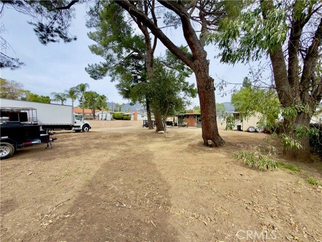 12801 Gladstone Avenue, Sylmar (los Angeles), CA 91342