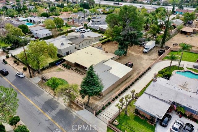 12801 Gladstone Avenue, Sylmar (los Angeles), CA 91342