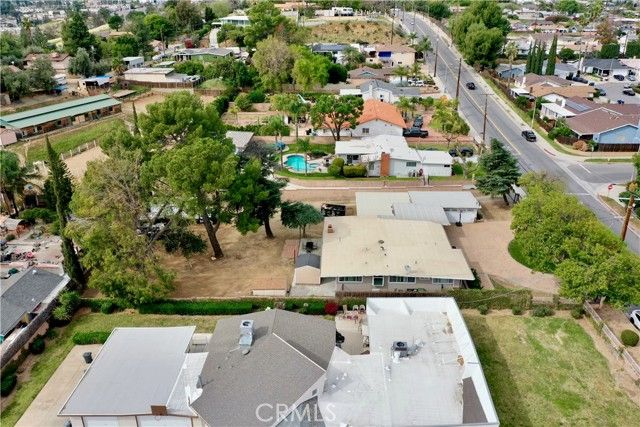 12801 Gladstone Avenue, Sylmar (los Angeles), CA 91342