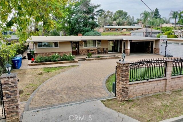 12801 Gladstone Avenue, Sylmar (los Angeles), CA 91342