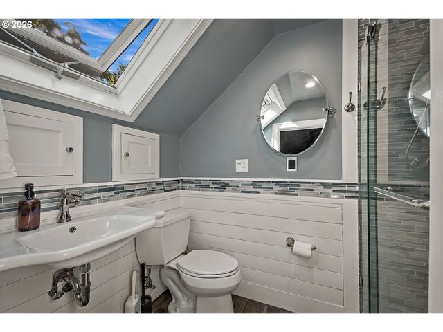 2612 Se 51ST Ave, Portland, OR 97206