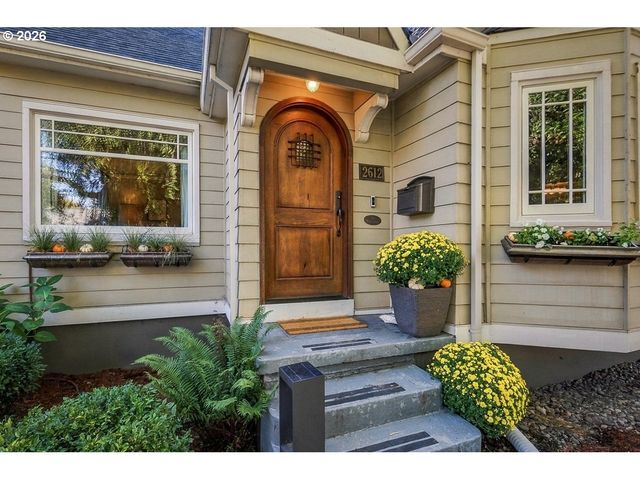 2612 Se 51ST Ave, Portland, OR 97206