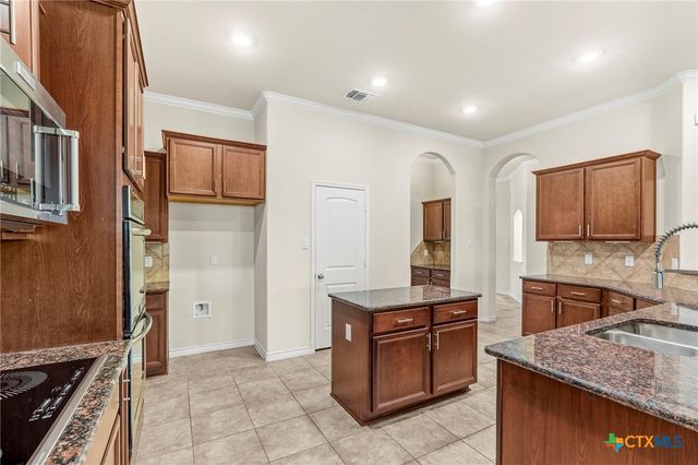 5721 Fenton Lane, Belton, TX 76513