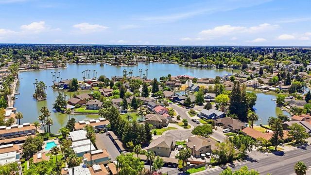 6250 Riverside Boulevard, Sacramento, CA 95831