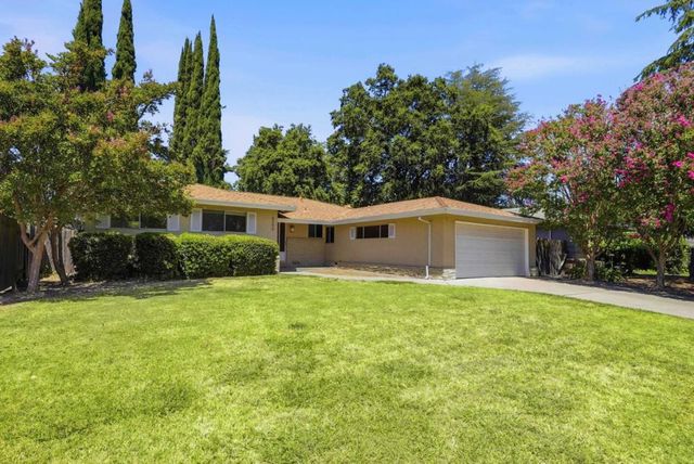 6250 Riverside Boulevard, Sacramento, CA 95831
