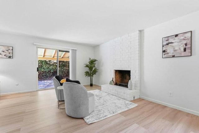 6250 Riverside Boulevard, Sacramento, CA 95831
