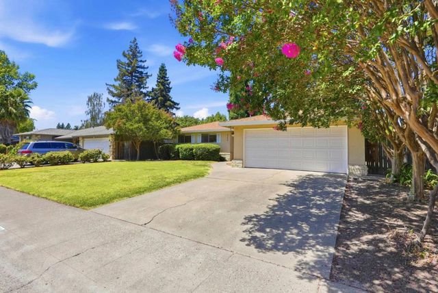 6250 Riverside Boulevard, Sacramento, CA 95831