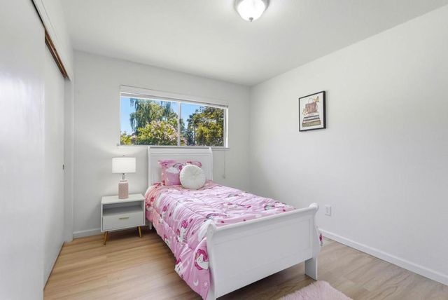 6250 Riverside Boulevard, Sacramento, CA 95831