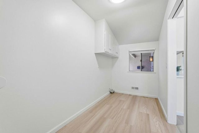 6250 Riverside Boulevard, Sacramento, CA 95831