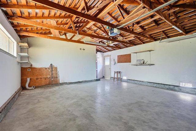 6250 Riverside Boulevard, Sacramento, CA 95831