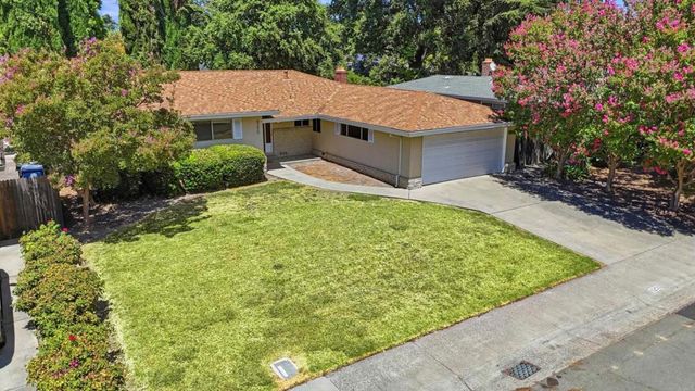6250 Riverside Boulevard, Sacramento, CA 95831