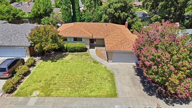 6250 Riverside Boulevard, Sacramento, CA 95831