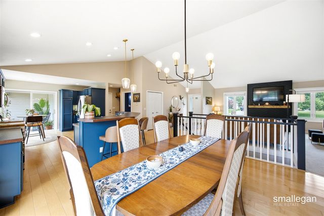 4514 Hidden Ridge Drive, Hudsonville, MI 49426