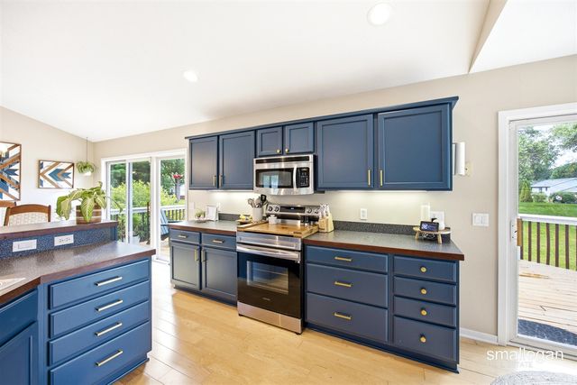 4514 Hidden Ridge Drive, Hudsonville, MI 49426