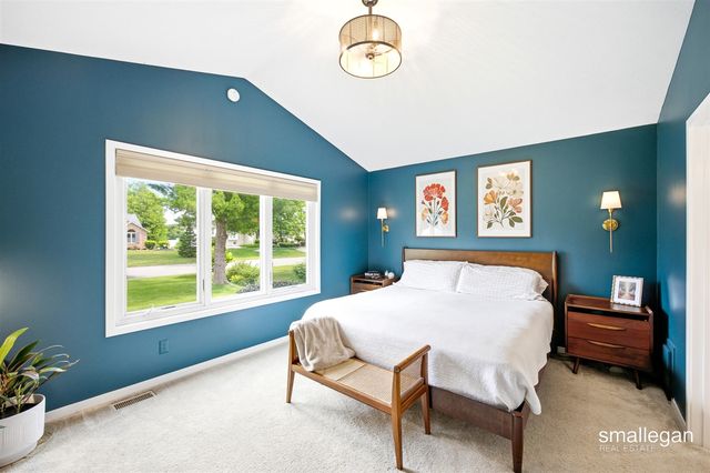 4514 Hidden Ridge Drive, Hudsonville, MI 49426