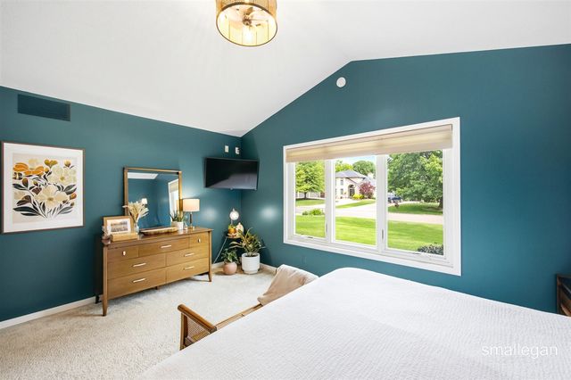 4514 Hidden Ridge Drive, Hudsonville, MI 49426