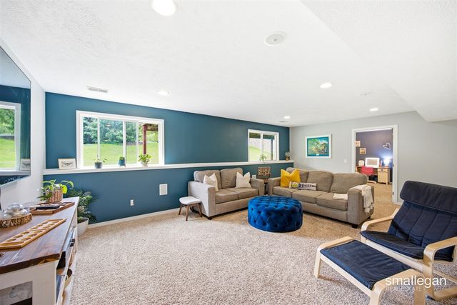 4514 Hidden Ridge Drive, Hudsonville, MI 49426