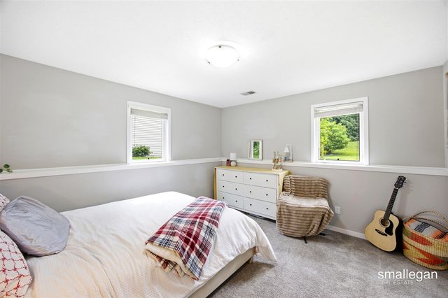4514 Hidden Ridge Drive, Hudsonville, MI 49426