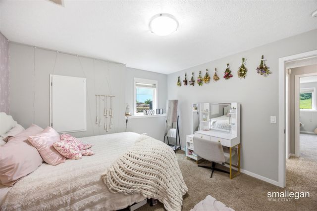 4514 Hidden Ridge Drive, Hudsonville, MI 49426
