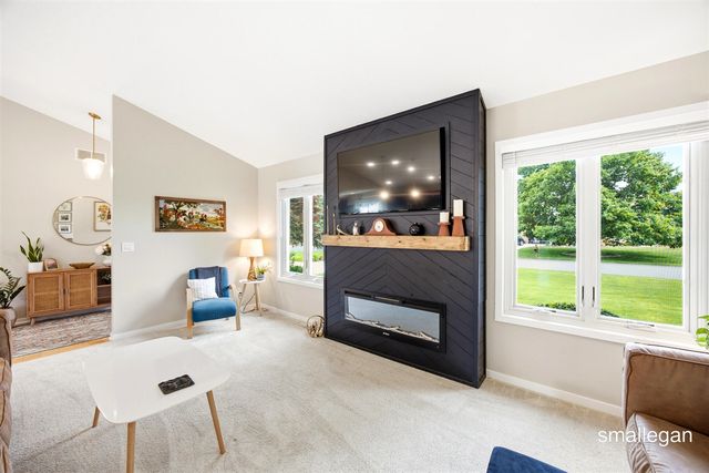 4514 Hidden Ridge Drive, Hudsonville, MI 49426