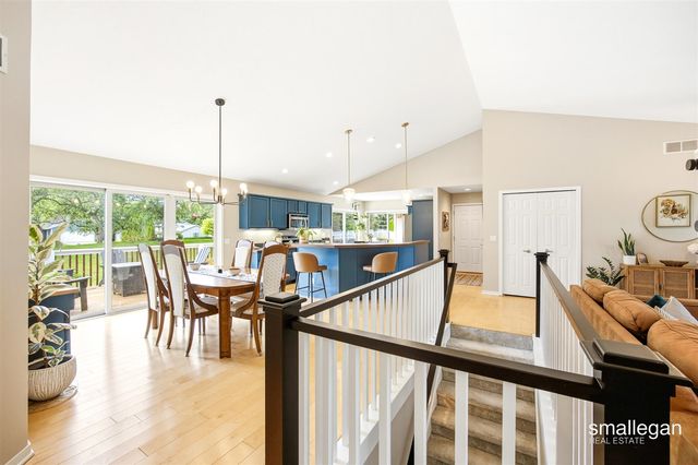 4514 Hidden Ridge Drive, Hudsonville, MI 49426