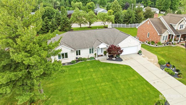 4514 Hidden Ridge Drive, Hudsonville, MI 49426