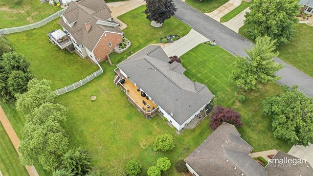 4514 Hidden Ridge Drive, Hudsonville, MI 49426