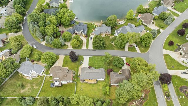 4514 Hidden Ridge Drive, Hudsonville, MI 49426