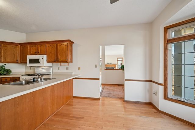 3319 Riverpointe Circle NE, Cedar Rapids, IA 52411