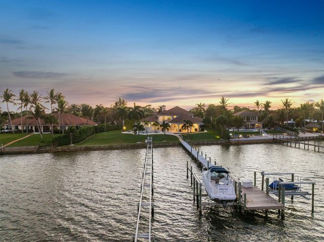 1735 SE St Lucie Boulevard, Stuart, FL 34996