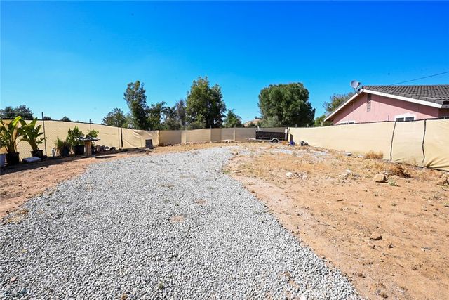 23792 La Bertha, Menifee, CA 92587