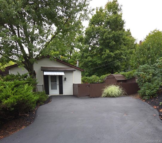 499 East Road Unit 2, Marlboro, NY 12542