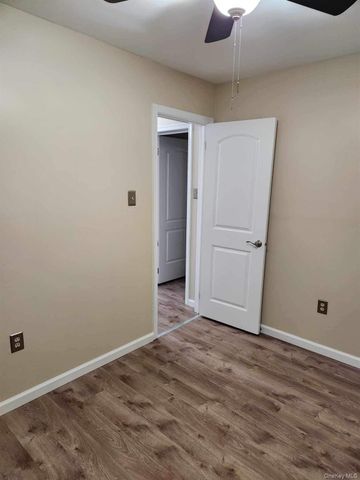 499 East Road Unit 2, Marlboro, NY 12542
