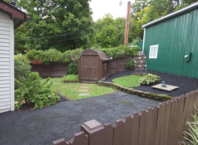 499 East Road Unit 2, Marlboro, NY 12542